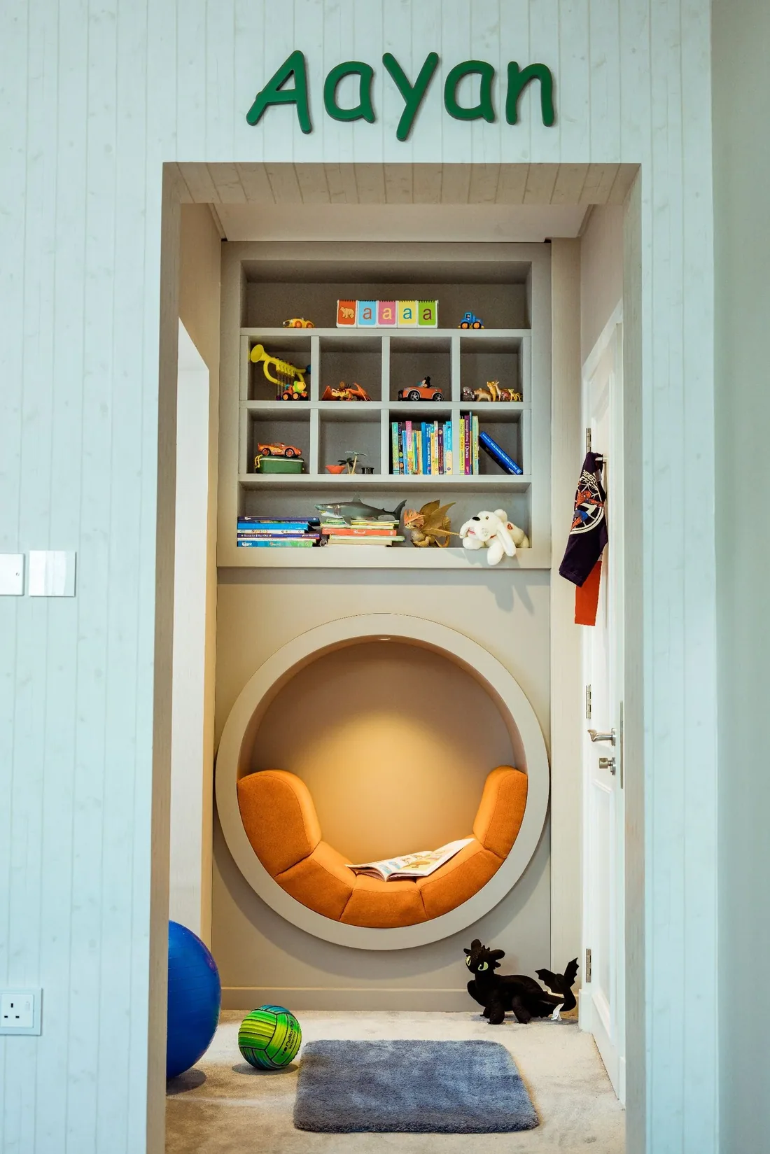 MBR City interior by Rectangle Interiors — 4