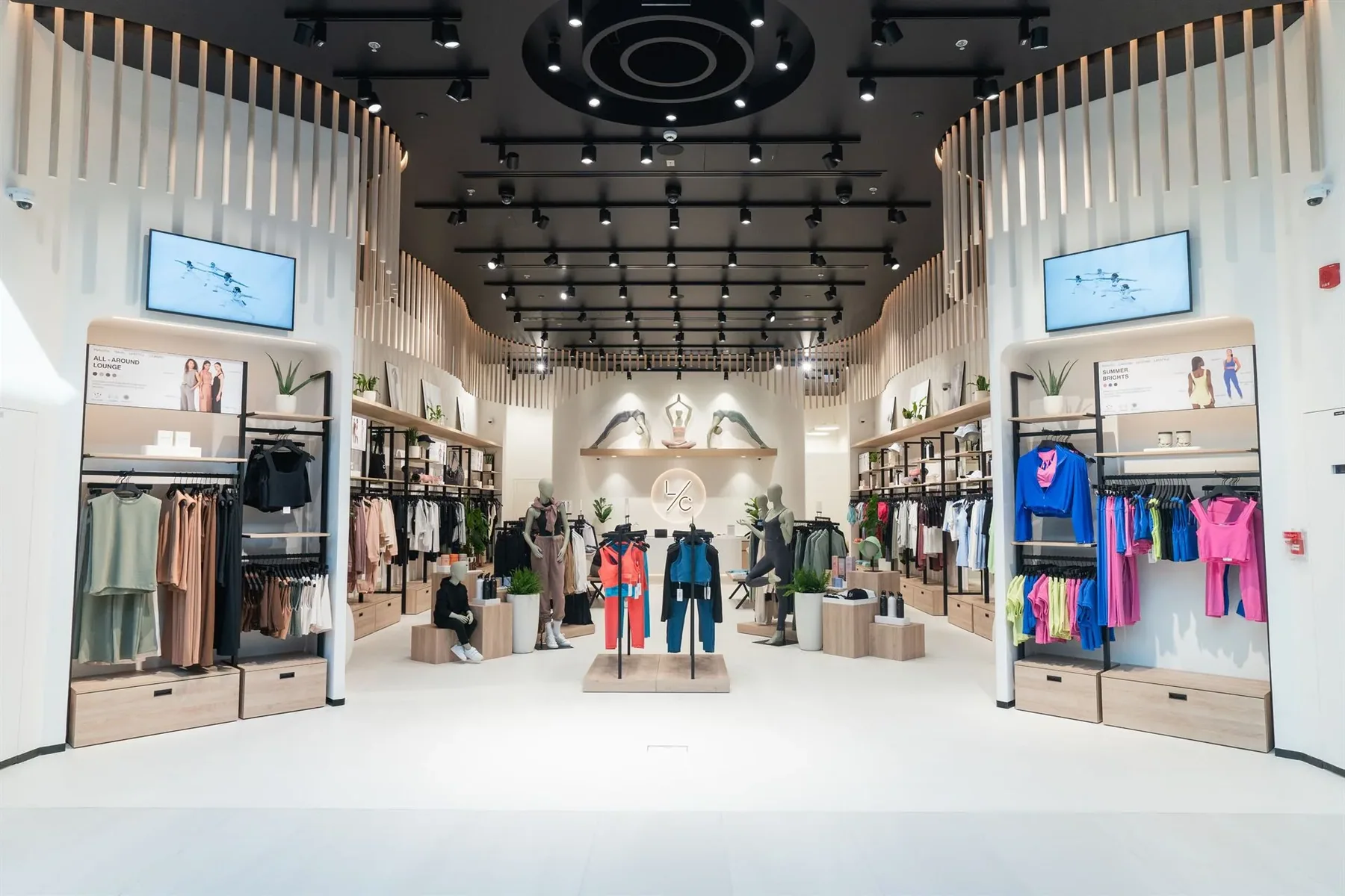 L'Coutoure — Retail, Dubai Hills Mall, UAE